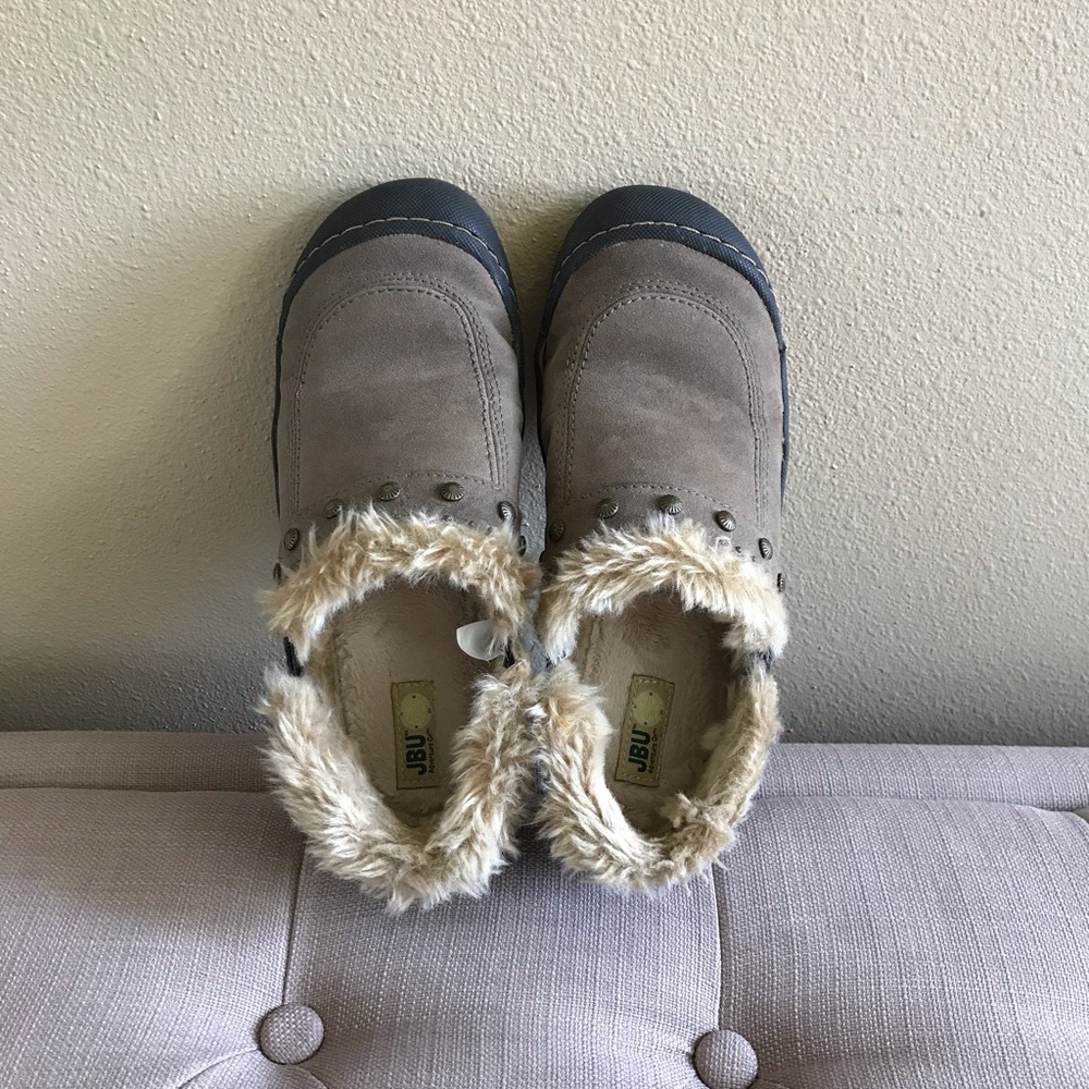 JBU Slip-Ons with Faux Fur Size 6 Women’s